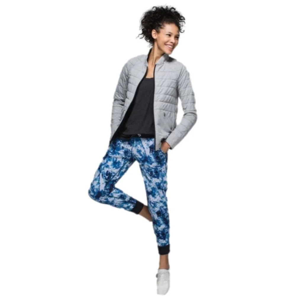 Lululemon No Sweat Pants joggers track pants zip up size 8 or size M medium